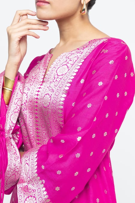 Shop SOBARIKO Pink Silk V-neck Nats Brocade Kaftan Online at Aza Fashions Shop_SOBARIKO_Pink Silk V-neck Nats Brocade Kaftan _Online_at_Aza_Fashions