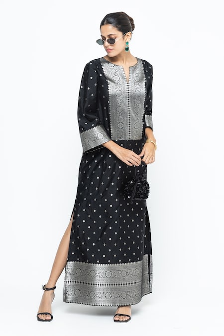 Shop SOBARIKO Black Silk Zari, Embroidery Split V-neck Nats Brocade Kaftan Online at Aza Fashions Shop_SOBARIKO_Black Silk Zari, Embroidery Split V-neck Nats Brocade Kaftan _Online_at_Aza_Fashions