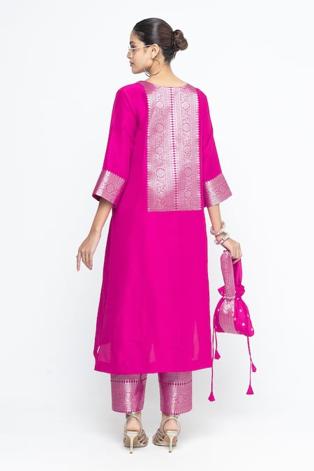 SOBARIKO Seher Woven Tunic Pant Set 