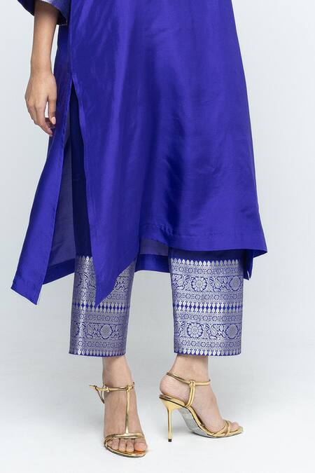 Buy SOBARIKO Blue Silk, Organza Zari Split V-neck Seher Woven Tunic Pant Set Online at Aza Fashions Buy_SOBARIKO_Blue Silk, Organza Zari Split V-neck Seher Woven Tunic Pant Set _Online_at_Aza_Fashions