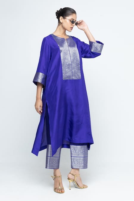 Shop SOBARIKO Blue Silk, Organza Zari Split V-neck Seher Woven Tunic Pant Set Online at Aza Fashions Shop_SOBARIKO_Blue Silk, Organza Zari Split V-neck Seher Woven Tunic Pant Set _Online_at_Aza_Fashions