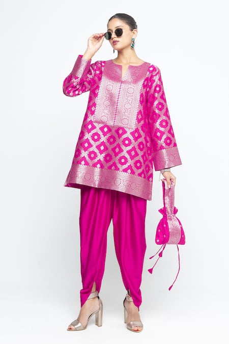 SOBARIKO Heer Brocade Jaal Kurta With Dhoti Pant