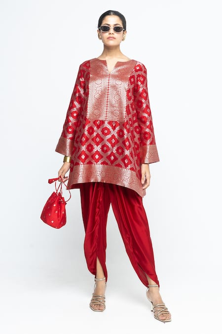 SOBARIKO Heer Brocade Jaal Kurta With Dhoti Pant