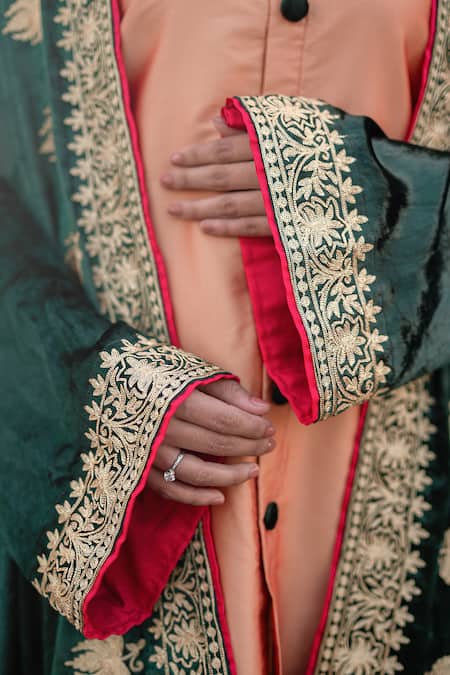 Shop_Wazir C_Peach Silk Mandarin Collar, Open Neck Kashmiri Golden Tilla Kurta Pant Set 