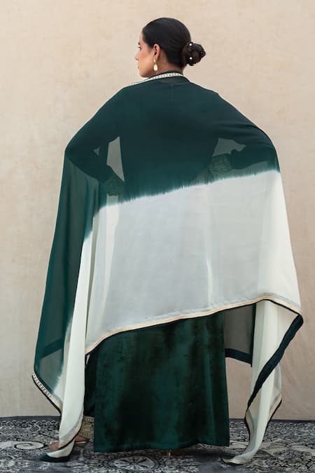 Wazir C Kashmiri Tilla Embroidered Kurta Set 