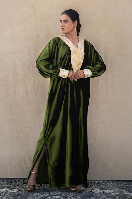 Shop Wazir C Green Velvet Embroidery V-neck Kashmiri Tilla Kaftan Online at Aza Fashions Shop_Wazir C_Green Velvet Embroidery V-neck Kashmiri Tilla Kaftan _Online_at_Aza_Fashions