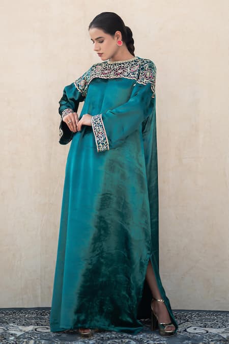 Wazir C Blue Velvet Embroidery, Zari Round Neck Kaftan Online at Aza Fashions Wazir C_Blue Velvet Embroidery, Zari Round Neck Kaftan _Online_at_Aza_Fashions