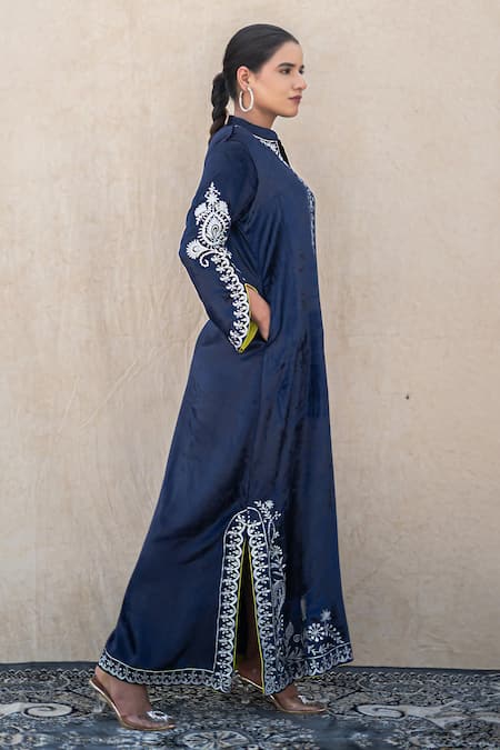 Wazir C Blue Velvet Embroidery Split V-neck, Collared Kashmiri Tilla Kaftan Online at Aza Fashions Wazir C_Blue Velvet Embroidery Split V-neck, Collared Kashmiri Tilla Kaftan _Online_at_Aza_Fashions