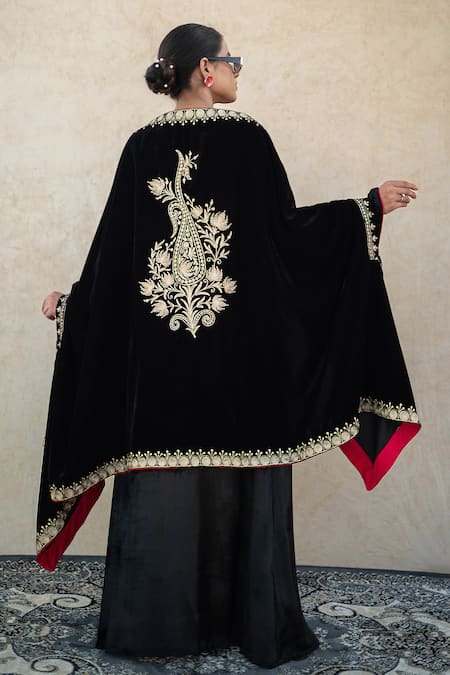 Shop Wazir C Black Embroidery Round , Open Kashmiri Tilla And Aari Dress With Cape at Aza Fashions Shop_Wazir C_Black Embroidery Round , Open Kashmiri Tilla And Aari Dress With Cape _at_Aza_Fashions