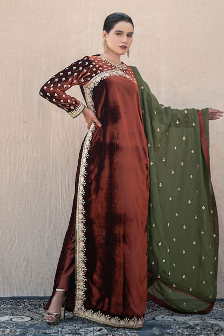 Wazir C Rust Velvet, Silk, Organza Embroidery, Metallic Kashmiri Golden Tilla Kurta Set Online at Aza Fashions Wazir C_Rust Velvet, Silk, Organza Embroidery, Metallic Kashmiri Golden Tilla Kurta Set _Online_at_Aza_Fashions