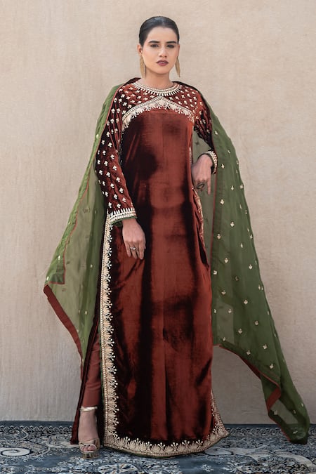Wazir C Rust Velvet, Silk, Organza Embroidery, Metallic Kashmiri Golden Tilla Kurta Set at Aza Fashions Wazir C_Rust Velvet, Silk, Organza Embroidery, Metallic Kashmiri Golden Tilla Kurta Set _at_Aza_Fashions
