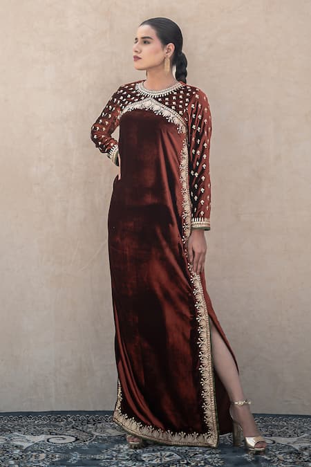 Wazir C Brown Velvet Embroidery Round Neck Kashmiri Golden Tilla Dress Online at Aza Fashions Wazir C_Brown Velvet Embroidery Round Neck Kashmiri Golden Tilla Dress _Online_at_Aza_Fashions