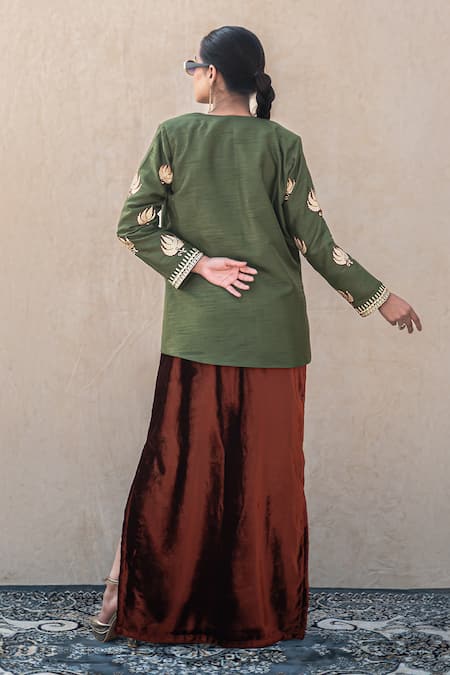 Shop Wazir C Rust Velvet, Silk Embroidery, Metallic Kashmiri Tilla Maxi Dress With Jacket at Aza Fashions Shop_Wazir C_Rust Velvet, Silk Embroidery, Metallic Kashmiri Tilla Maxi Dress With Jacket _at_Aza_Fashions