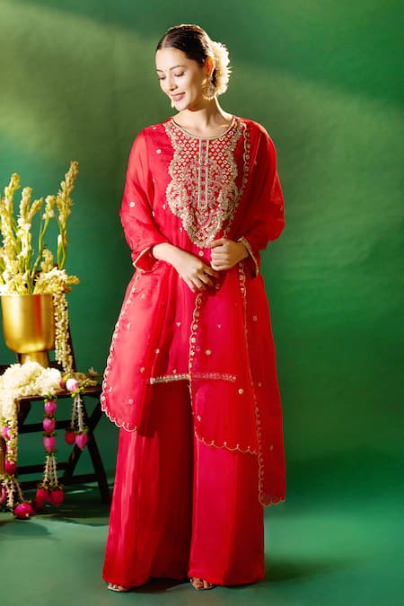 Shop Samyukta Singhania Red Organza, Silk, Shantoon Embroidery, Sequins Round Neck, Kurta Sharara Set Shop_Samyukta Singhania_Red Organza, Silk, Shantoon Embroidery, Sequins Round Neck, Kurta Sharara Set