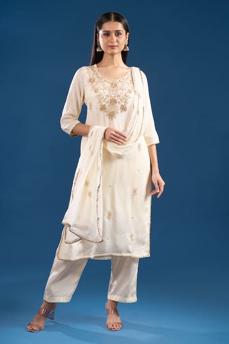 Samyukta Singhania Thread Embroidered Kurta Set