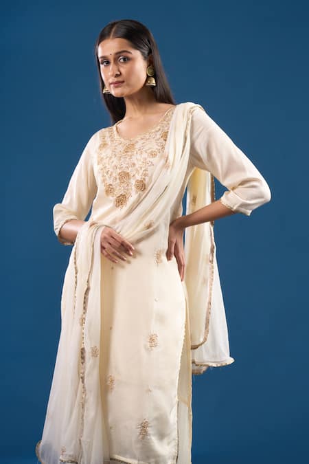 Buy Samyukta Singhania Off White Silk, Shantoon, Chiffon Embroidery, Beads, Lace Thread Kurta Set Online at Aza Fashions Buy_Samyukta Singhania_Off White Silk, Shantoon, Chiffon Embroidery, Beads, Lace Thread Kurta Set _Online_at_Aza_Fashions