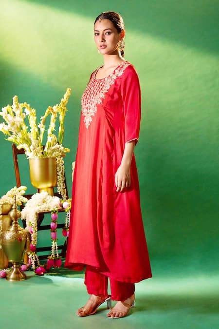 Shop Samyukta Singhania Red Silk, Shantoon, Chiffon Embroidery, Sequins Round Neck Kurta Set Online at Aza Fashions Shop_Samyukta Singhania_Red Silk, Shantoon, Chiffon Embroidery, Sequins Round Neck Kurta Set _Online_at_Aza_Fashions