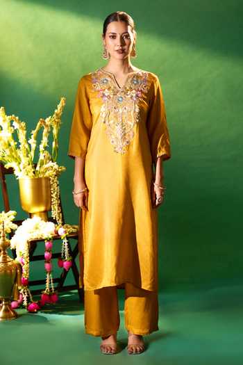 Buy Samyukta Singhania Mustard Shantoon, Chiffon Embroidery, Piping V-neck Kurta Set Online at Aza Fashions Buy_Samyukta Singhania_Mustard Shantoon, Chiffon Embroidery, Piping V-neck Kurta Set _Online_at_Aza_Fashions