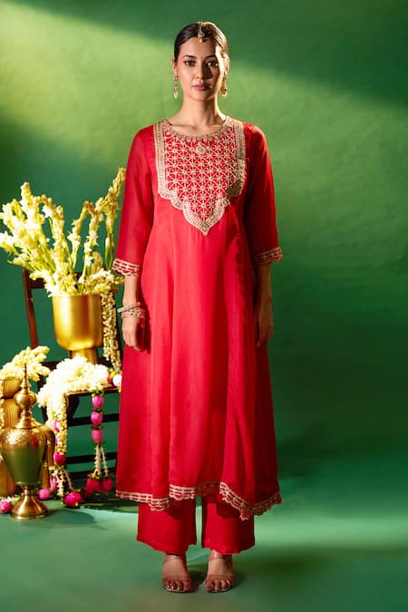 Buy Samyukta Singhania Red Organza, Silk, Shantoon Embroidery, Zari Round Neck Kurta Set Online at Aza Fashions Buy_Samyukta Singhania_Red Organza, Silk, Shantoon Embroidery, Zari Round Neck Kurta Set _Online_at_Aza_Fashions