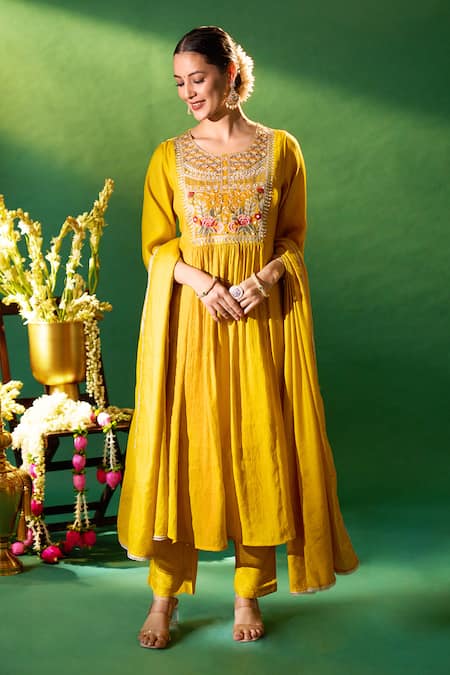 Samyukta Singhania Mustard Chanderi, Shantoon Embroidery Round Neck Anarkali Set at Aza Fashions Samyukta Singhania_Mustard Chanderi, Shantoon Embroidery Round Neck Anarkali Set _at_Aza_Fashions