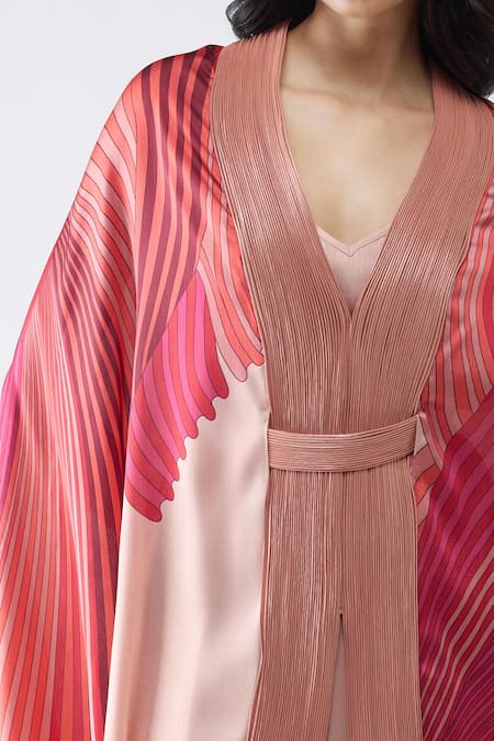 Amit Aggarwal Blush Chiffon V-neck Fish Fin Cape And Pant Set at Aza Fashions Amit Aggarwal_Blush Chiffon V-neck Fish Fin Cape And Pant Set _at_Aza_Fashions