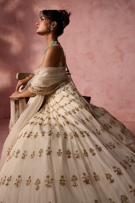 Nitika Gujral Cream Organza, Satin Embroidery, Sequins, Stones, Crystals, Beads, Lehenga Set at Aza Fashions Nitika Gujral_Cream Organza, Satin Embroidery, Sequins, Stones, Crystals, Beads, Lehenga Set _at_Aza_Fashions