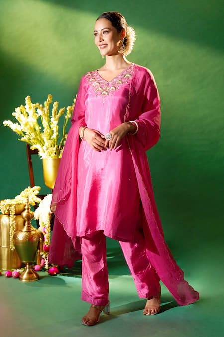 Samyukta Singhania Hand Embroidered Kurta Set