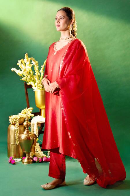 Shop_Samyukta Singhania_Red Chanderi Silk Embroidery, Stones, Tassels V-neck Hand Kurta Set 