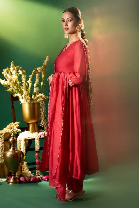 Shop Samyukta Singhania Red Chanderi Embroidery, Stones V-neck Hand Anarkali Set Shop_Samyukta Singhania_Red Chanderi Embroidery, Stones V-neck Hand Anarkali Set