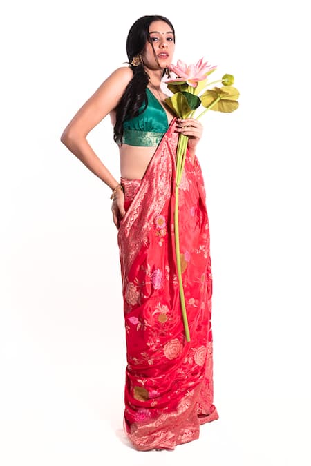 Amaltas Couture Fuchsia Doriya, Silk Zari, Embroidery Banarasi Meenakari Saree With Blouse 