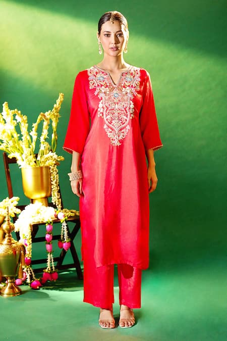 Samyukta Singhania Red Silk, Shantoon, Chiffon Embroidery Split V-neck Kurta Pant Set Online at Aza Fashions Samyukta Singhania_Red Silk, Shantoon, Chiffon Embroidery Split V-neck Kurta Pant Set _Online_at_Aza_Fashions