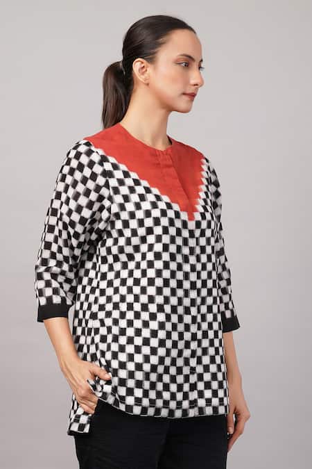 Buy Abraham And Thakore Black Tencel Mandarin Collar Checkerboard Ikat Top Online at Aza Fashions Buy_Abraham And Thakore_Black Tencel Mandarin Collar Checkerboard Ikat Top _Online_at_Aza_Fashions