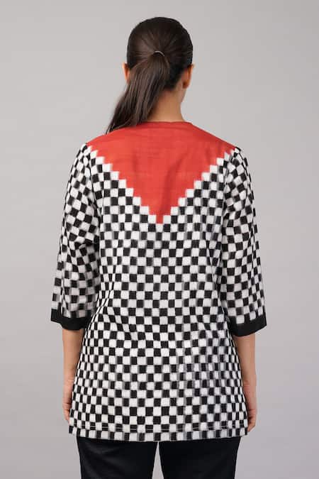 Abraham And Thakore Checkerboard Ikat Top