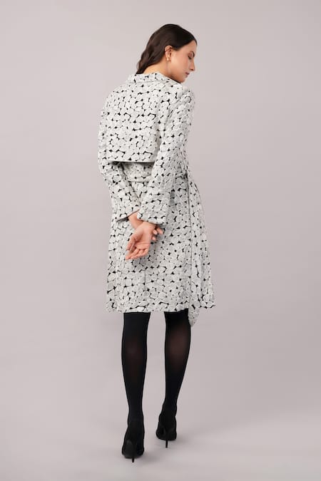 Abraham And Thakore Aari Dot Jacket