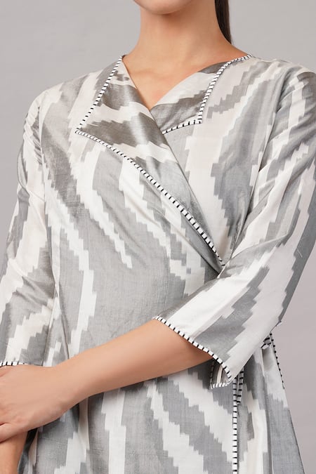 Abraham And Thakore Ivory Silk V-neck Zebra Ikat Top at Aza Fashions Abraham And Thakore_Ivory Silk V-neck Zebra Ikat Top _at_Aza_Fashions
