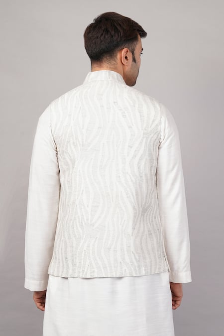 Abraham And Thakore Zebra Aari Bundi