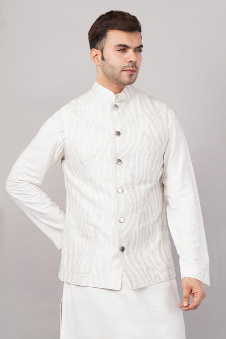 Abraham And Thakore Zebra Aari Bundi