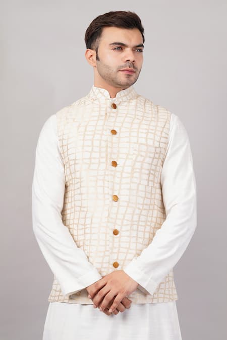 Abraham And Thakore Lattice Brocade Bundi