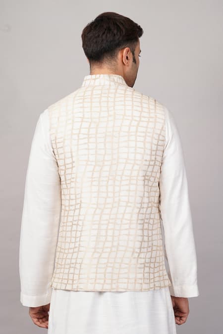 Abraham And Thakore Lattice Brocade Bundi