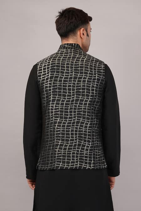 Abraham And Thakore Lattice Brocade Bundi