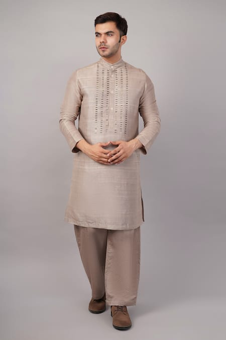 Abraham And Thakore Sequin Dash Pattern Kurta