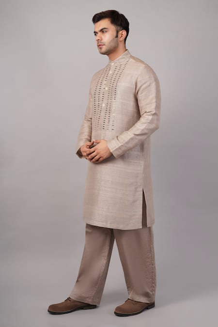 Abraham And Thakore_Beige Dupion Sequins Dash Pattern Kurta _Online_at_Aza_Fashions