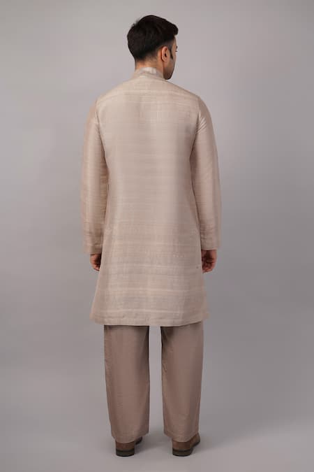 Abraham And Thakore Sequin Dash Pattern Kurta