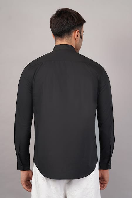 Abraham And Thakore Dori Yoke Pattern Shirt