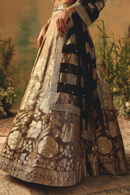 Shop Basanti - Kapde Aur Koffee Brown Brocade Sequins, Beads, Mirrors, Embroidery, The Wild Fern Lehenga Set Shop_Basanti - Kapde Aur Koffee_Brown Brocade Sequins, Beads, Mirrors, Embroidery, The Wild Fern Lehenga Set