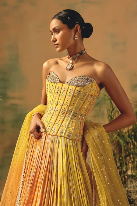 Basanti - Kapde Aur Koffee Yellow Georgette Sequins, Stones Sweetheart Neck The Wild Mariposa Lehenga Set at Aza Fashions Basanti - Kapde Aur Koffee_Yellow Georgette Sequins, Stones Sweetheart Neck The Wild Mariposa Lehenga Set _at_Aza_Fashions