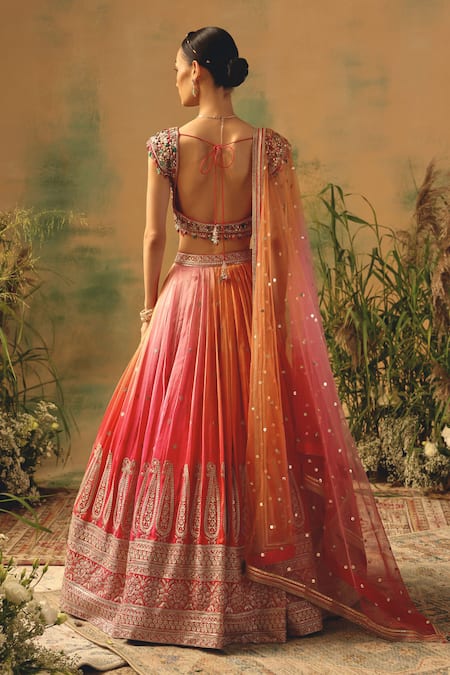Basanti - Kapde Aur Koffee The Rose & Rain Lehenga Set