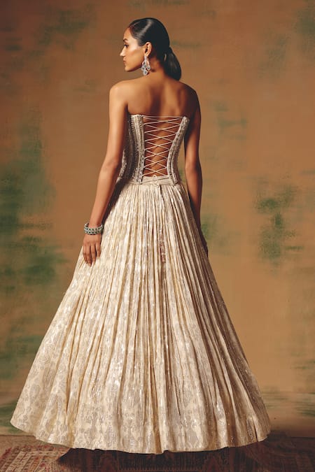 Basanti - Kapde Aur Koffee The Morning Dew Corset Lehenga Set