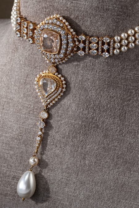 Shop Tarun Tahiliani Gold Plated Pearl Pendant Drop Embellished Choker Online at Aza Fashions Shop_Tarun Tahiliani_Gold Plated Pearl Pendant Drop Embellished Choker _Online_at_Aza_Fashions