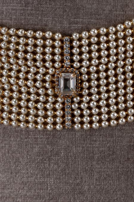 Buy Tarun Tahiliani Gold Plated Pearl Bar Embellished Choker Online at Aza Fashions Buy_Tarun Tahiliani_Gold Plated Pearl Bar Embellished Choker _Online_at_Aza_Fashions
